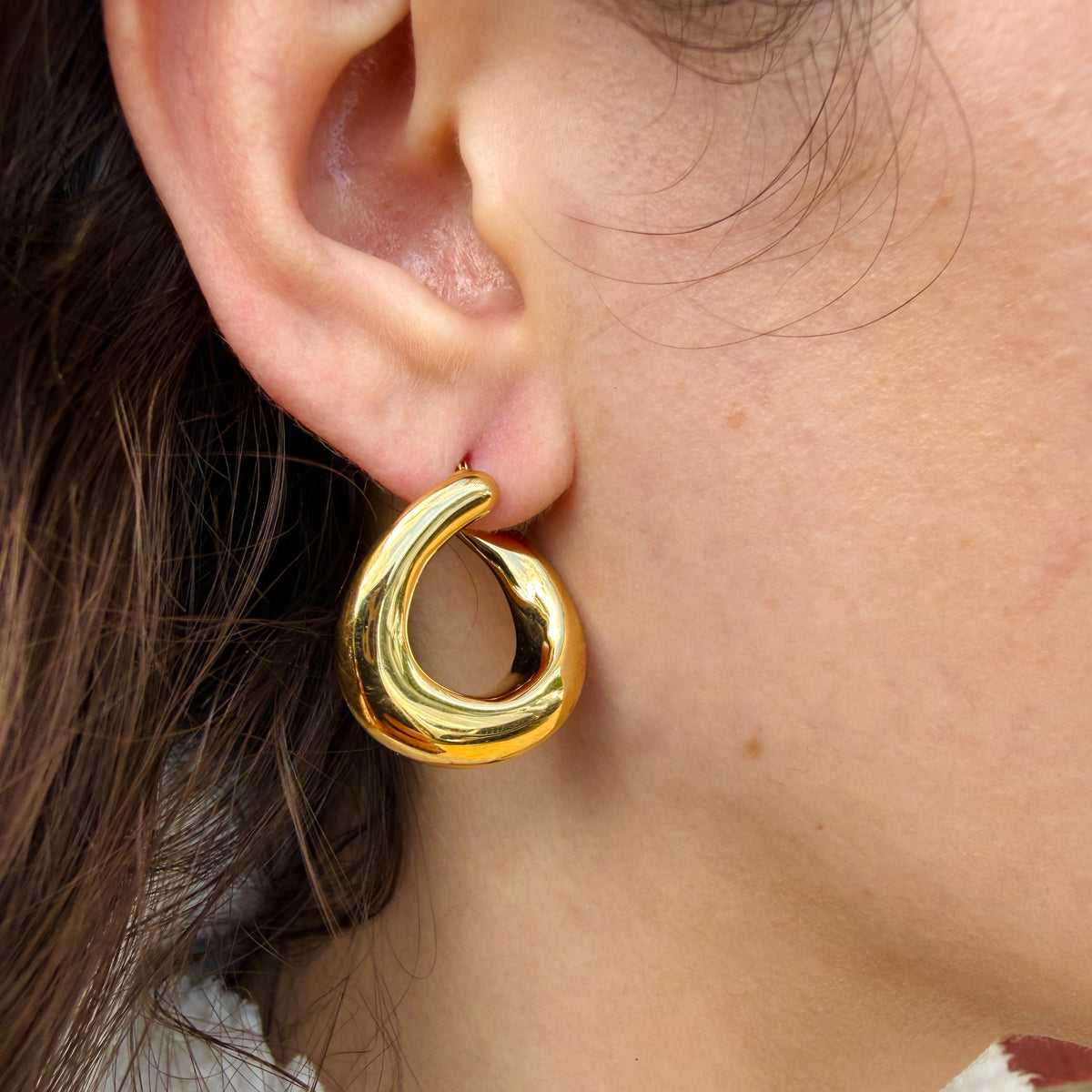 Oval Twist Hoop Earrings