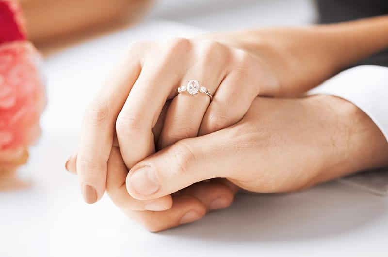 Engagement rings — Moses Jewelers homepage feature panel