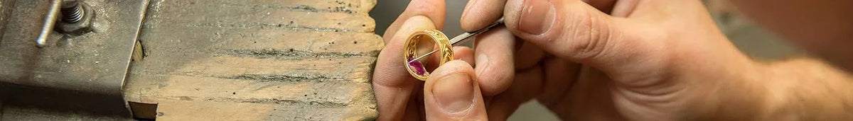Repairs — Moses Jewelers page banner